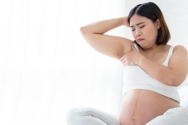 5 Cách trị hôi nách cho mẹ bầu & sau sinh hiệu quả nhất